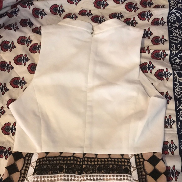 Endless rose black, white, and beige/nude dress. - Picture 5 of 6